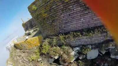 I can see a career in videography for this guy, he filmed some really great angles