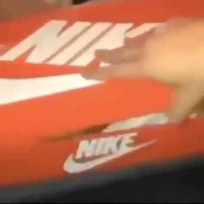 Olha lá a caixa postal muquinha 🔥🥵