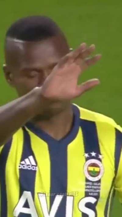 If u land this one i’ll give u a kiss