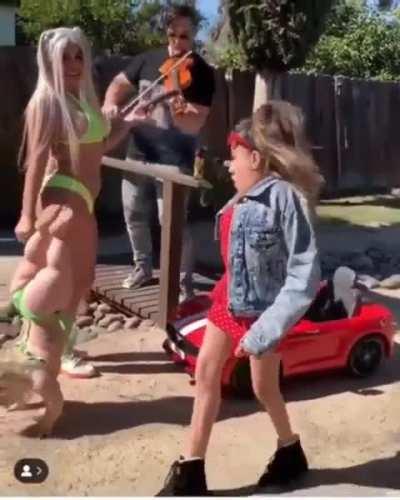 Is this a dream 😳