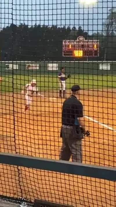 The ole, hey look over there.