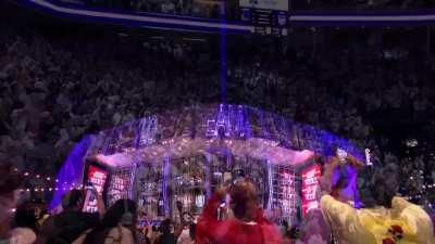 [Highlight] De'Aaron Fox lights the beam up as Kings secure Game 1 with the Sacramento fans rejoicing