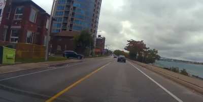 Reckless Driver on Riverside Dr
