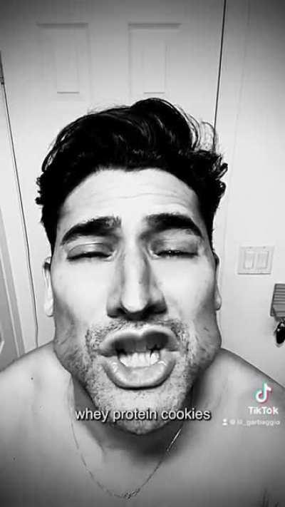 PLEASE RSVP TO HIS BACHELOR PARTY