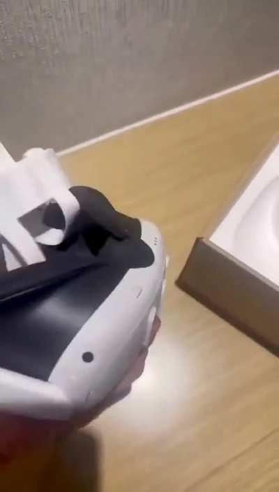 Quest 3 Leaked - First unboxing ever