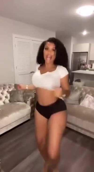 Chinese Kitty (@chinesekitty)