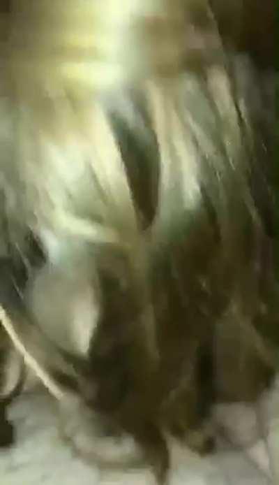 Amateur knows how to put her mouth to good use