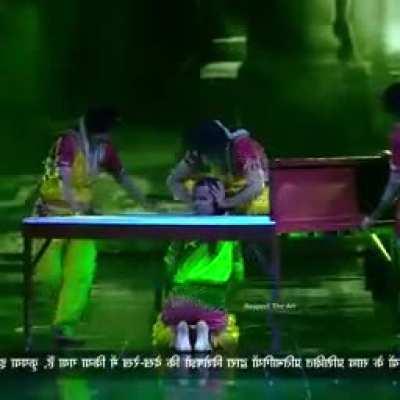 dance for horror song