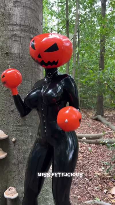 Almost Halloween! You never know what’s hiding between the trees 👀🎃