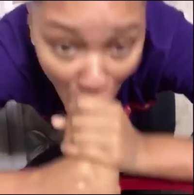 Ebony baddie gives head in the mall!!!