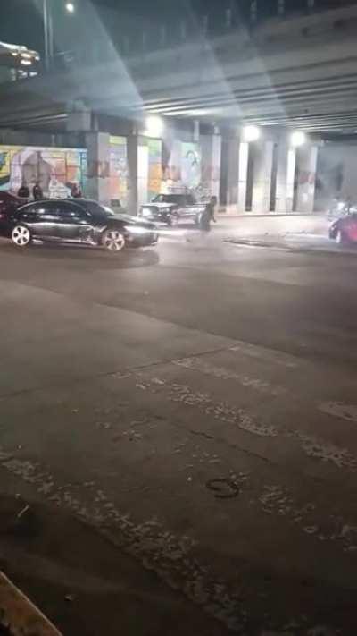 what a bizarre video, anyone have context other than the red car angry at the black car and viceversa