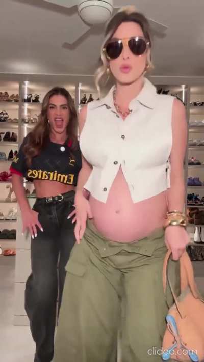Pregnant Lele Pons (Clips)