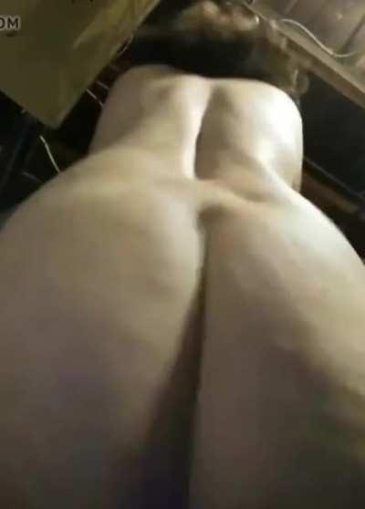 what yell think, an i don't know her name