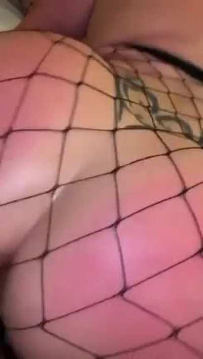 If her ass don't look red like that when you finsihed your doing something wrong