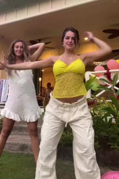 Dancing Hottie