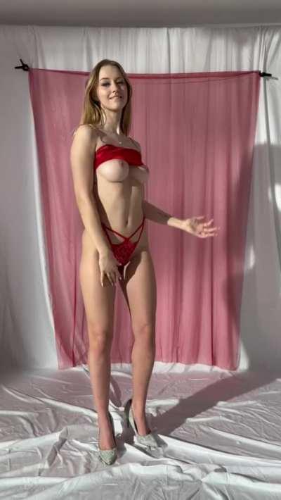 My list of reasons why to date a college slut <3