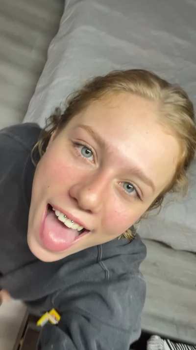 Come and cheat on your wife with a 22 y old and breed me