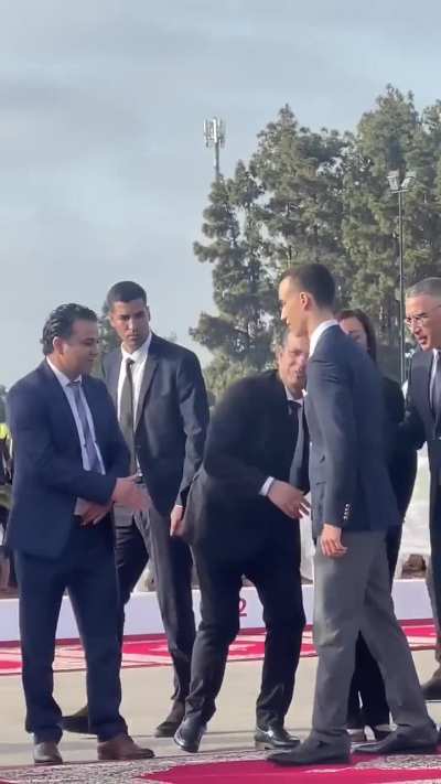 Prince Moulay Hassan of Morocco avoids hand kisses in every way possible