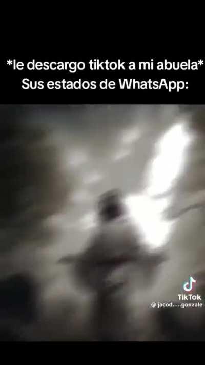 ***Le descargo Tiktok a mi abuela*** Sus estados de WhatsApp: