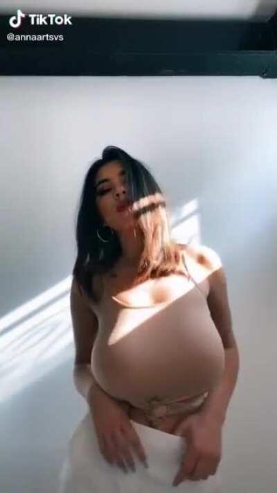 One of the best busty TikTokThots in the game