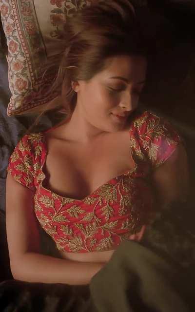 Riya Sen [Ragini MMS: Returns - S01E01]