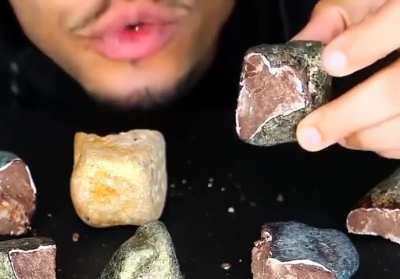 Mining leves be like