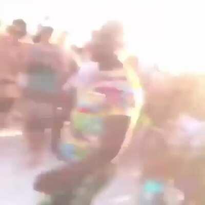 I have never in my fucking life seen a nigga get folded like deez😭😭😂