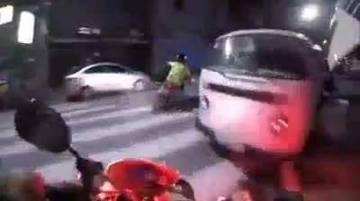 Insane Brazilian Police Motorcycle chase