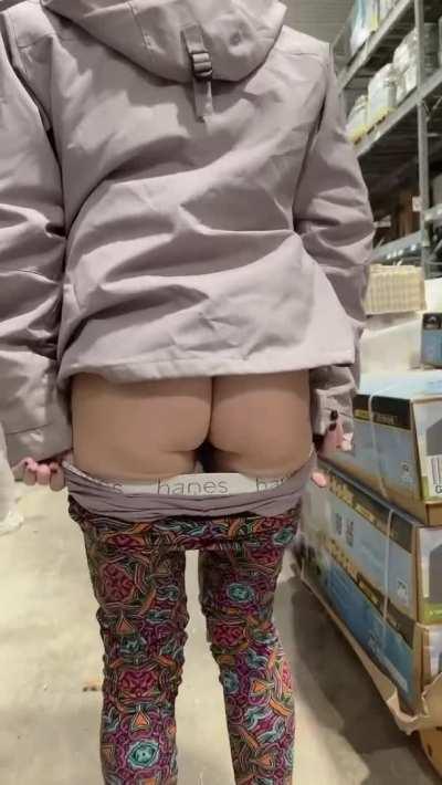 Just trying to get a dog fence but I can't find anything (41 f)