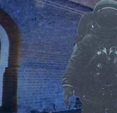 Never gonna give you up but it’s astronaut in the ocean. (Via: Memnicus)