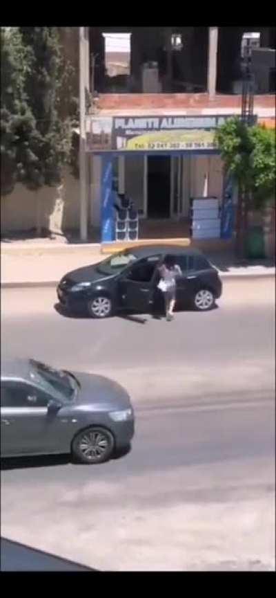 HMC While i Tik Tok First