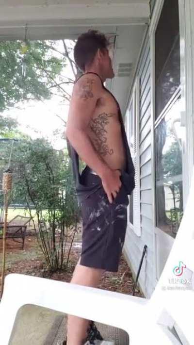 Props to him, he has no shame💪🏼💪🏼