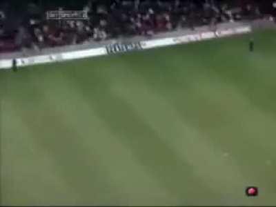 This is why cricket stadiums have no roof.