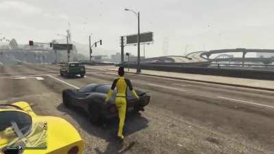 Trying to make friends in GTA online summed up