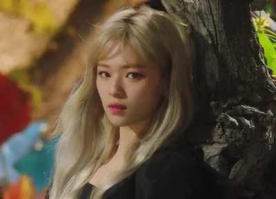 Jeongyeon More & More MV Trailer