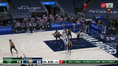 [Highlight] Khris Middleton's steal leads to an unusual offensive set for the Bucks which results in an Antetokounmpo 3 triple