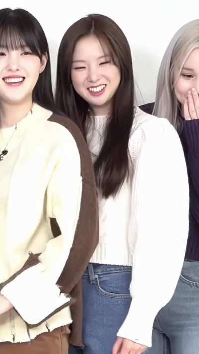 [230313] Pretty Yujin [2022 AAA Winning Interview]