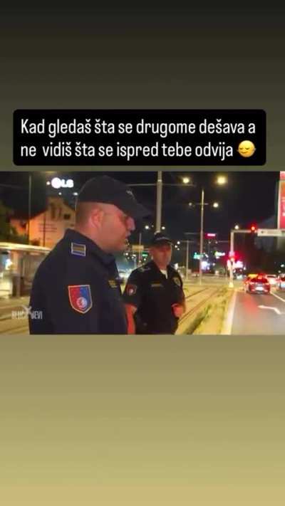 Zagledali se u kameru