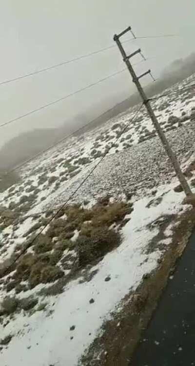 Midelt too has a wonderful winter. It snows there every year, but people don't visit it a lot.