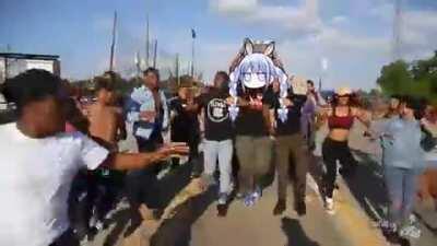 Pekora really do be vibing tho O_O