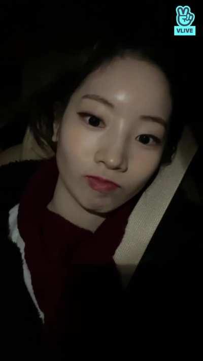 211110 - Dahyun always makes cute faces during Vlives