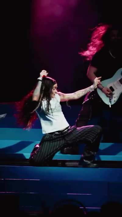 Omg, this eats so bad! ❤️‍🔥❤️‍🔥