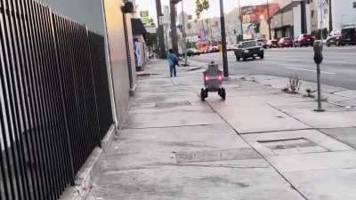 This guy hates robots so much YT: Film The Robots LA