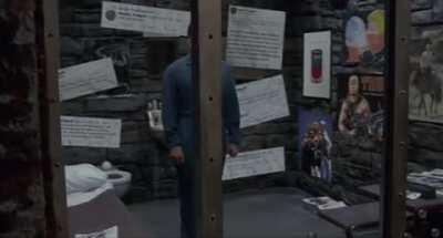 I ate his Hamberders with some Goya beans and a nice Covfefe