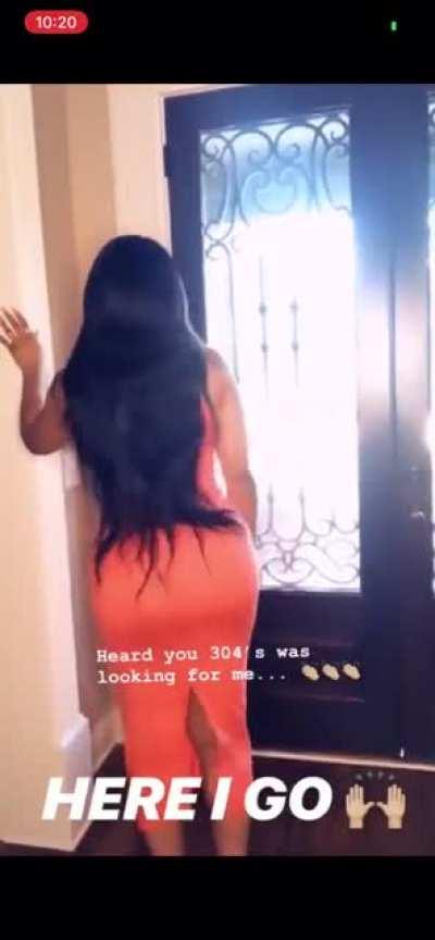 D with the clappas again