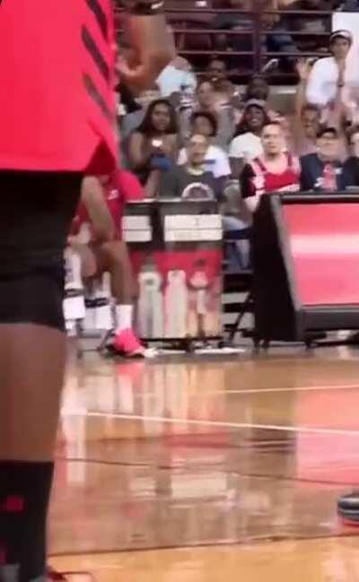 But let’s me honest. It’s clear ball ain’t life for trav. Them handles are trash 😂😂😂