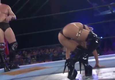 'Tokyo Latiina' Pieter