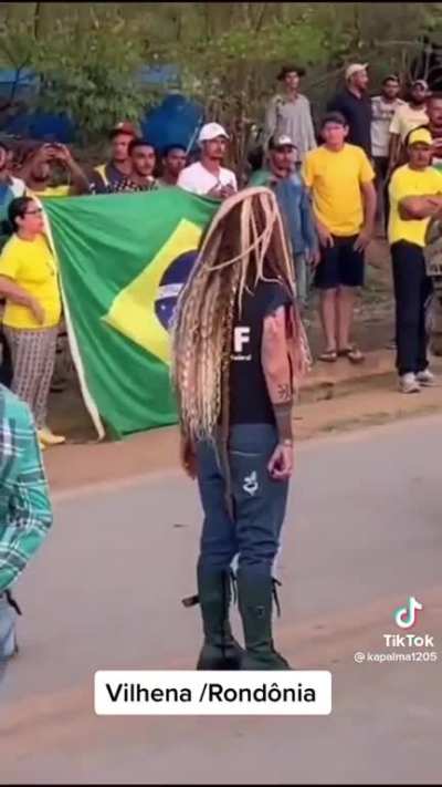 Vou postar aqui porque estão derrubando os memes. Fodaci