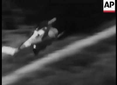 XH-H51A. The Lockheed XH-51 (Model 186) was an American single-engine experimental helicopter utilizing a rigid rotor and retractable skid landing gear. The XH-51A differed by having wings and a J60-2 turbojet engine attached to the left one for higher pe