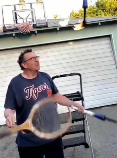 This guy doing it for the dudes